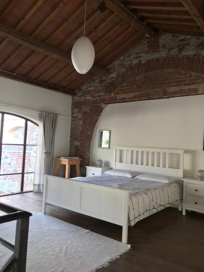 Il Vecchio Studio Pietrasanta Luaran gambar
