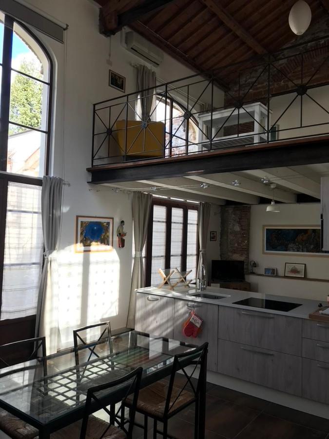 Il Vecchio Studio Pietrasanta Luaran gambar