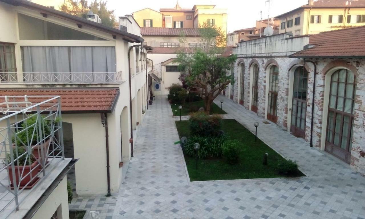 Il Vecchio Studio Pietrasanta Luaran gambar