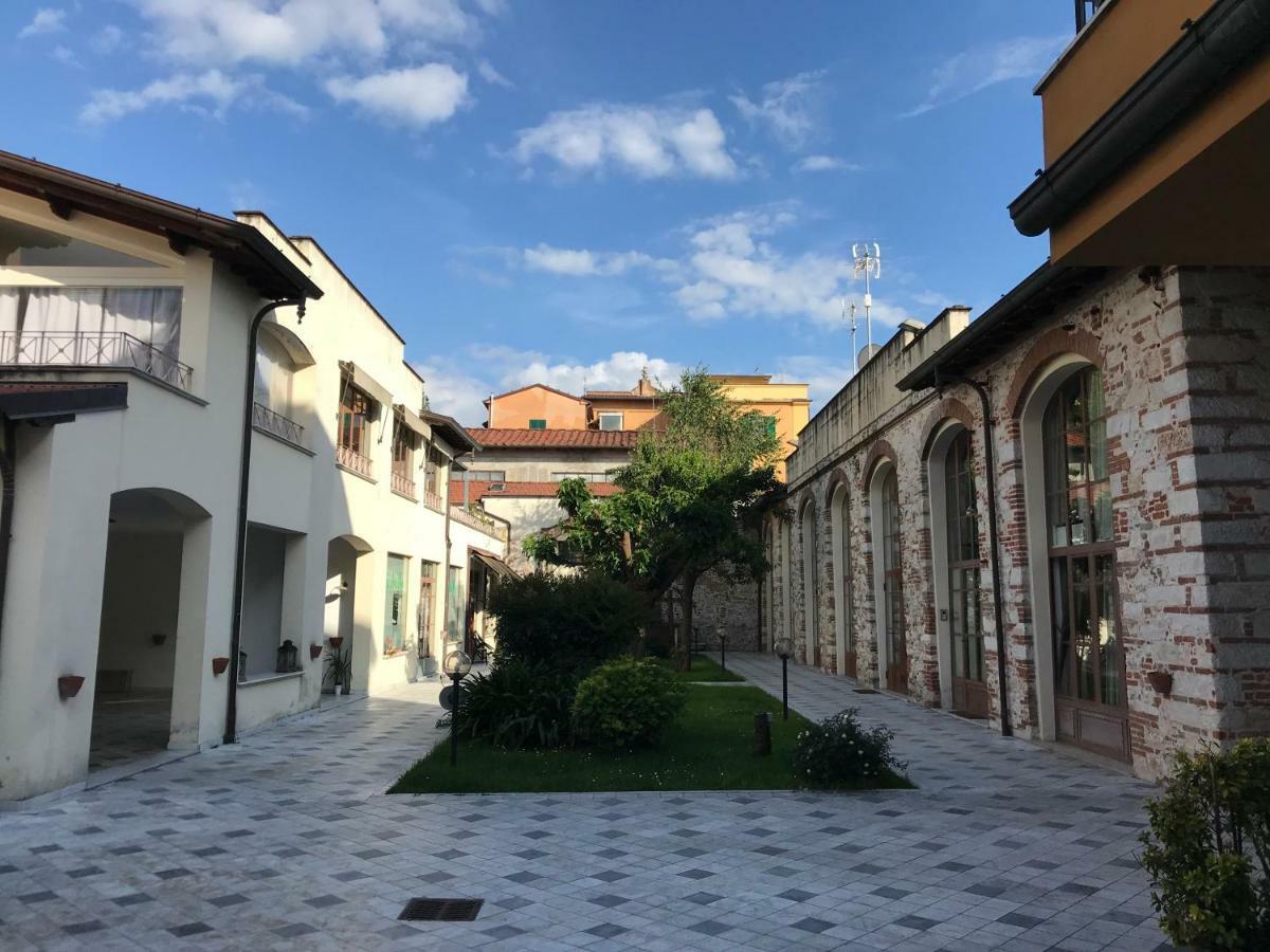 Il Vecchio Studio Pietrasanta Luaran gambar